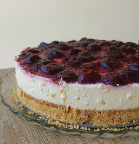 High-Protein Vegan Cheesecake